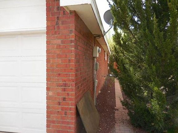4th image of 8140 Sheffield Pl NW