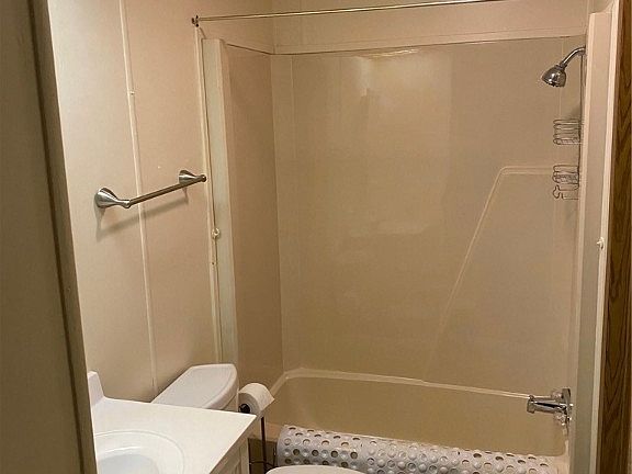 4th image of 5442 Sierra Cir E
