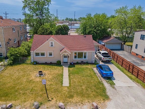 2nd image of 9605 McLean Ave