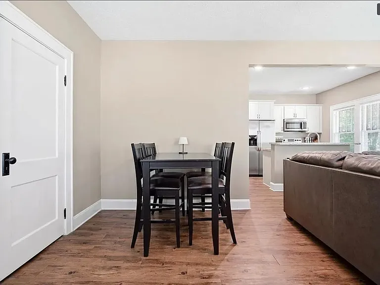803 Osage St — Photo 2