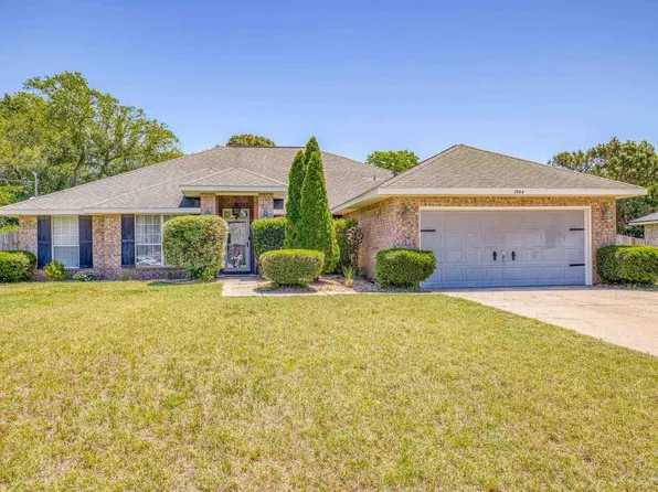 1944 Seahawk Ln, Navarre, FL 32566