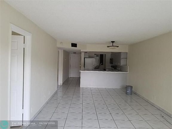4th image of 8040 Colony Cir N APT 102