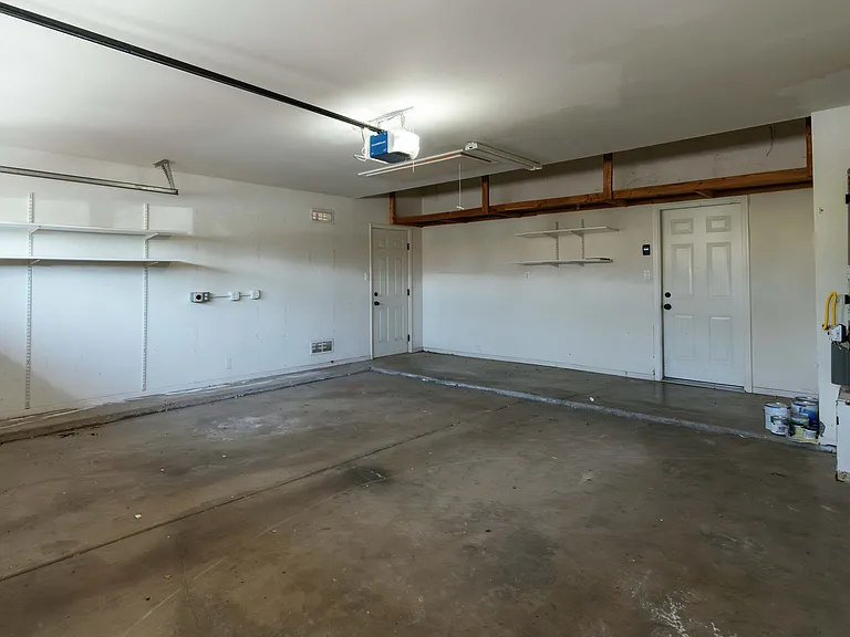 10929 Delusion Dr — Photo 31