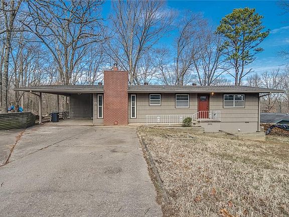 5th image of 19 Hatcher Dr