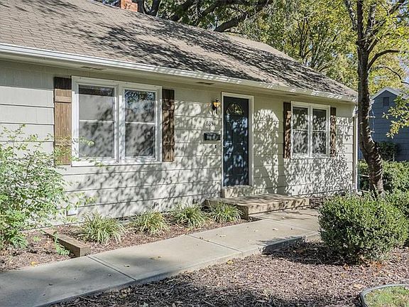 3rd image of 8631 Minnehaha Ln