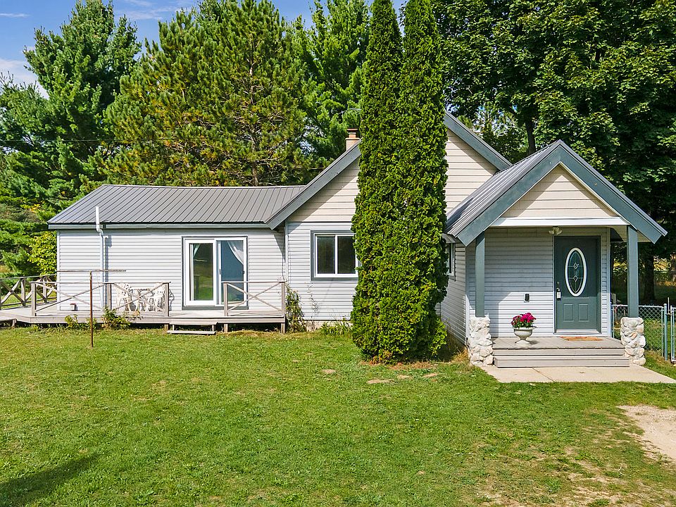 1st image of 5928 Leona Dr