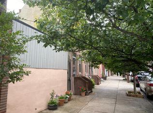 794 S Front St #B, Philadelphia, PA 19147
