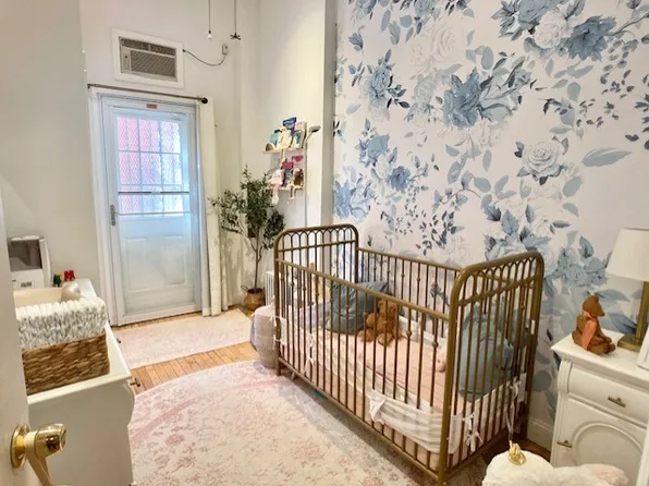 276 Prospect Park West image 4 of 11