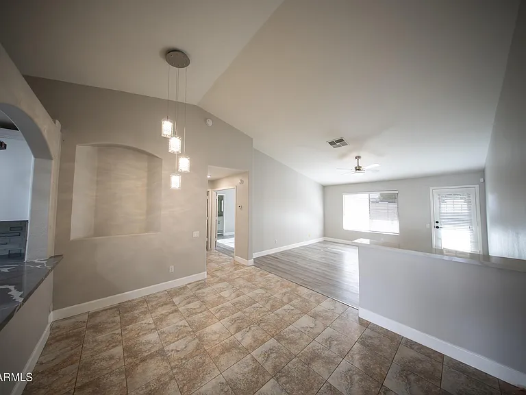1118 S Surfside Dr — Photo 20
