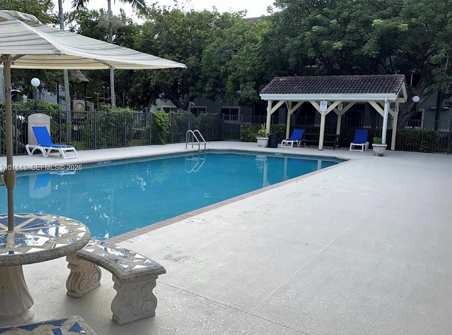 15460 SW 284th St — Photo 3