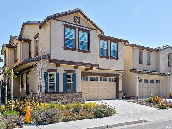 3rd image of 351 Crestview Cir
