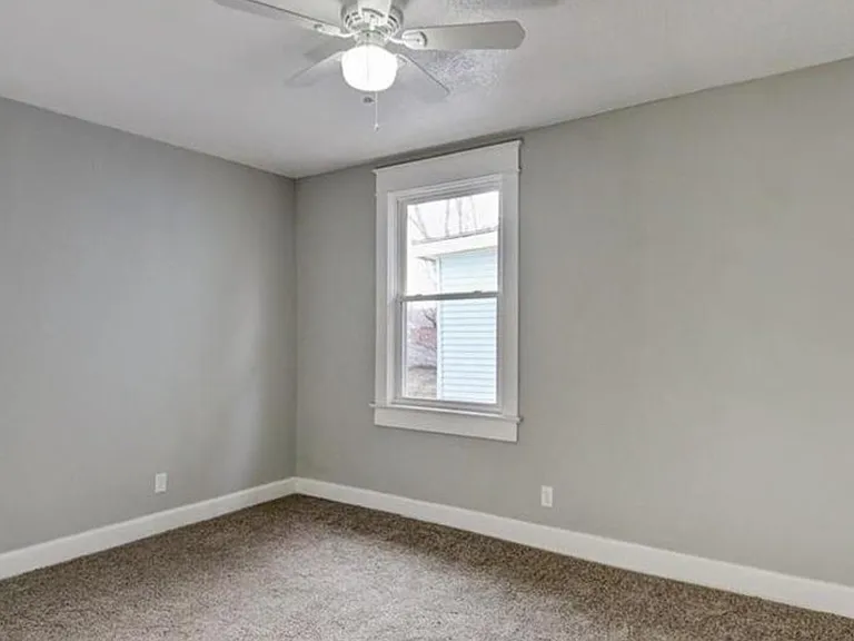 2629 Campbell St — Photo 14