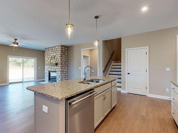 4th image of 621 Shaker Dr #F194l