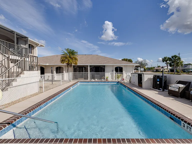 1113 Cape Coral Pkwy W #101 — Photo 17