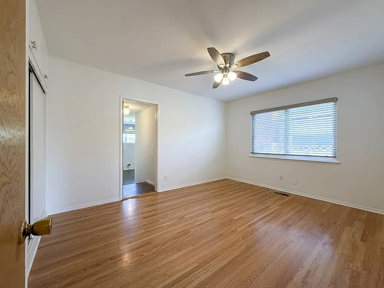 962 N Calmgrove Ave — Photo 30