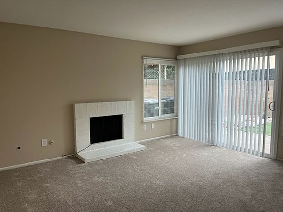 4th image of 800-806 S Park Hyde St
