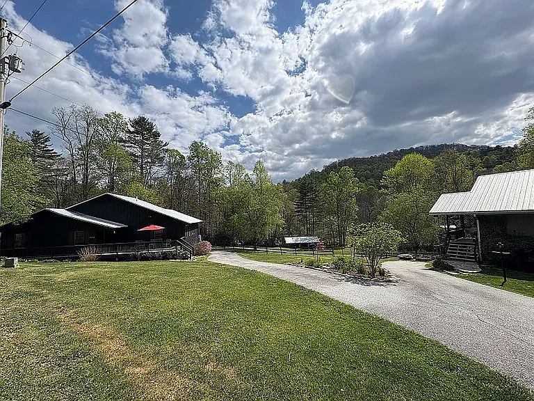 281 Marlett Rd — Photo 11