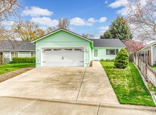 2718 Brae Dr, Medford, OR