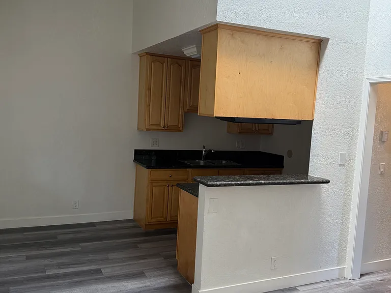 1080 Temple Ave #203 — Photo 9