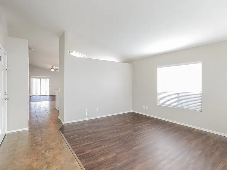 2718 W Pecan Rd — Photo 5