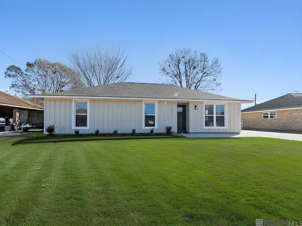 11332 Peggy St, Saint Amant, LA 70774