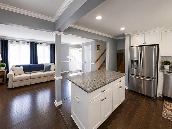 3rd image of 8 Winnard Rd
