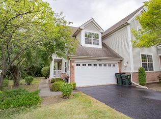 800 Linden Cir, Hoffman Estates, IL 60169