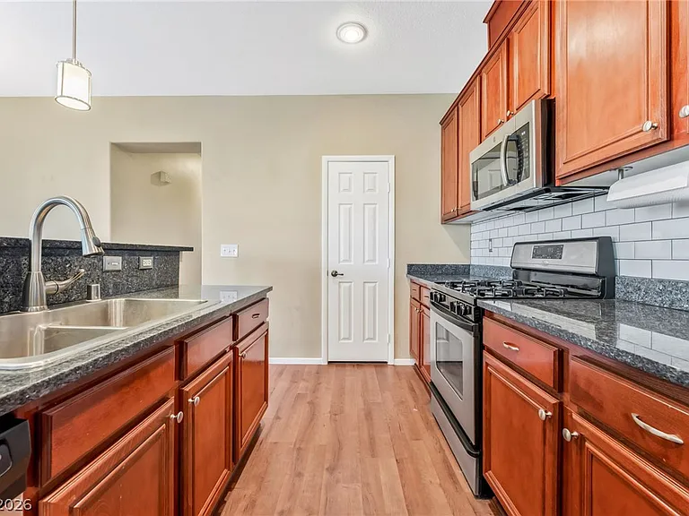 7318 Fools Gold St #101 — Photo 17