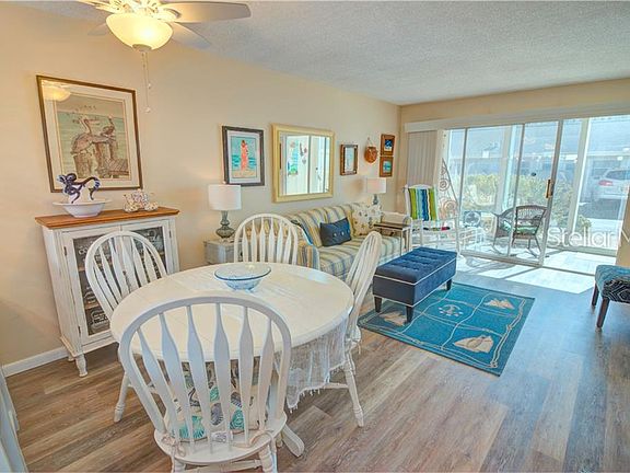 5th image of 1400 Tarpon Center Dr #K1