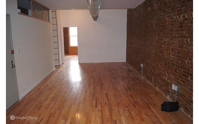 Rented by Douglas Elliman | media 7