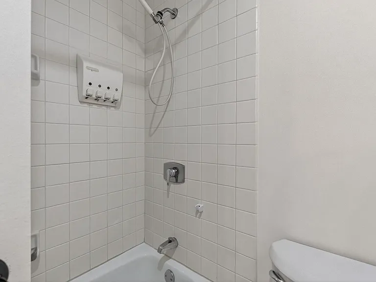 3701 S George Mason Dr — Photo 5