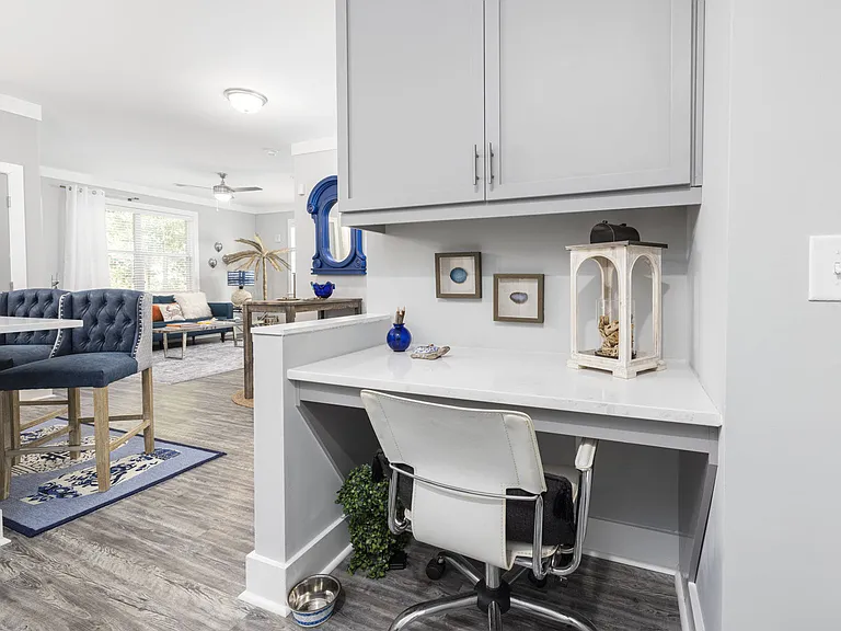 4251 S Rhett Ave — Photo 12