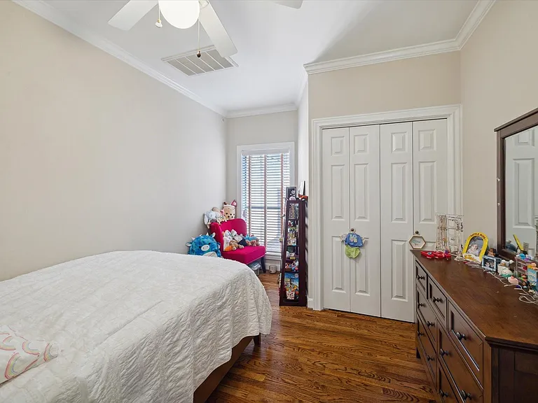 6722 Vanderbilt St #2 — Photo 11