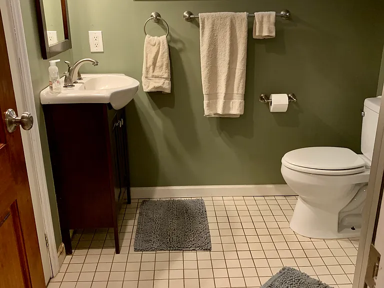 42 Madeline Ave — Photo 15