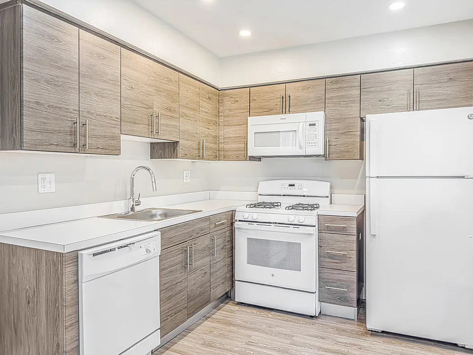 Forest Station Apartments