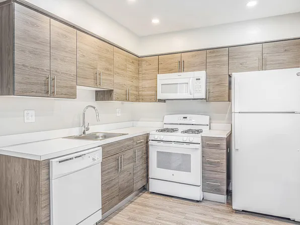 Forest Station Apartments