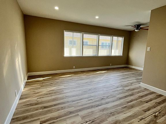 2nd image of 5662 Fountain Ave