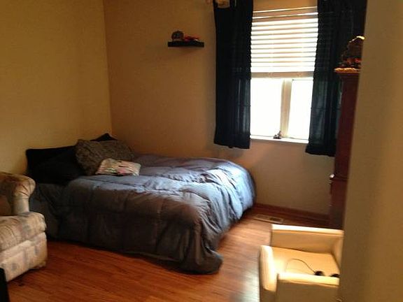 5th image of 427 N Lake Shore Dr