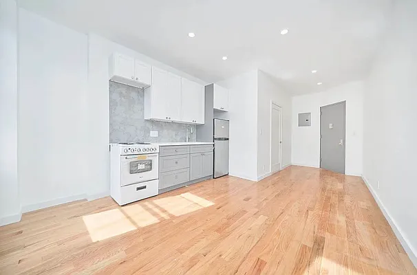 Rented by Living New York | media 7