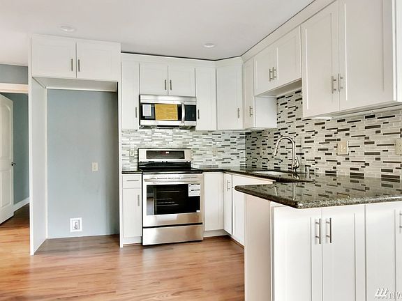 3rd image of 9406 S Sheridan Ave