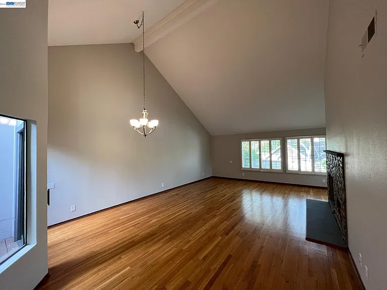 701 Glen Eagle Ct — Photo 19