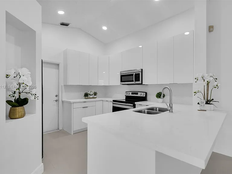 4366 Mahogany Ridge Dr — Photo 8