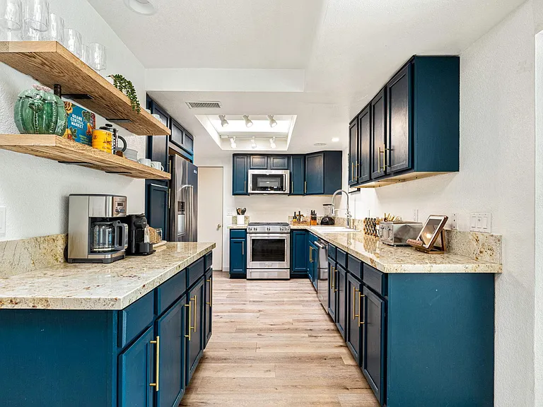2950 N Bahada Rd — Photo 44