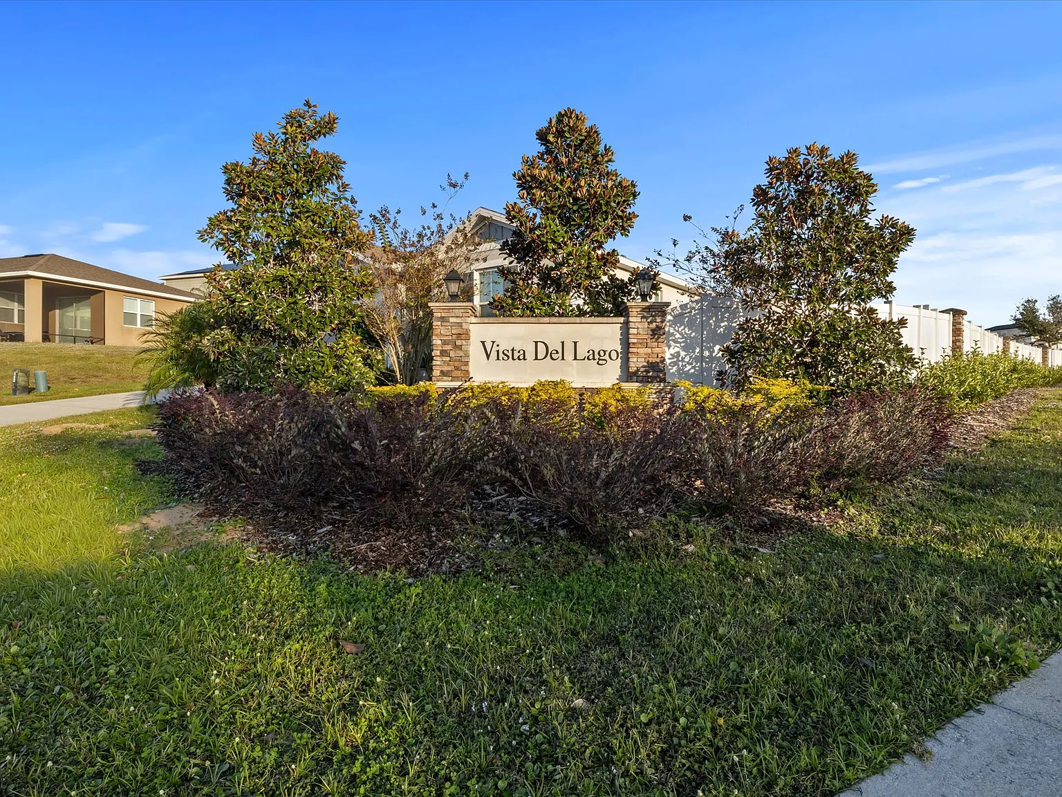 4 bed, 2066 sqft, $2,250 — Photo 2