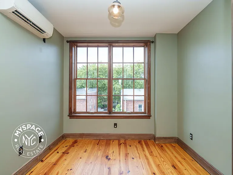 45 Newell St #2B — Photo 10