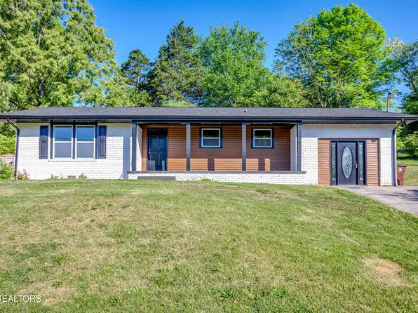 114 W Maiden Ln, Oak Ridge, TN 37830