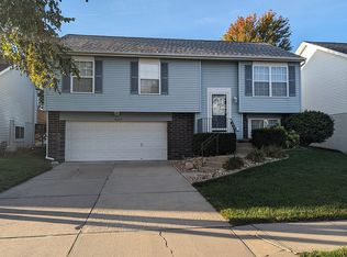 16509 Grant St, Omaha, NE 68116