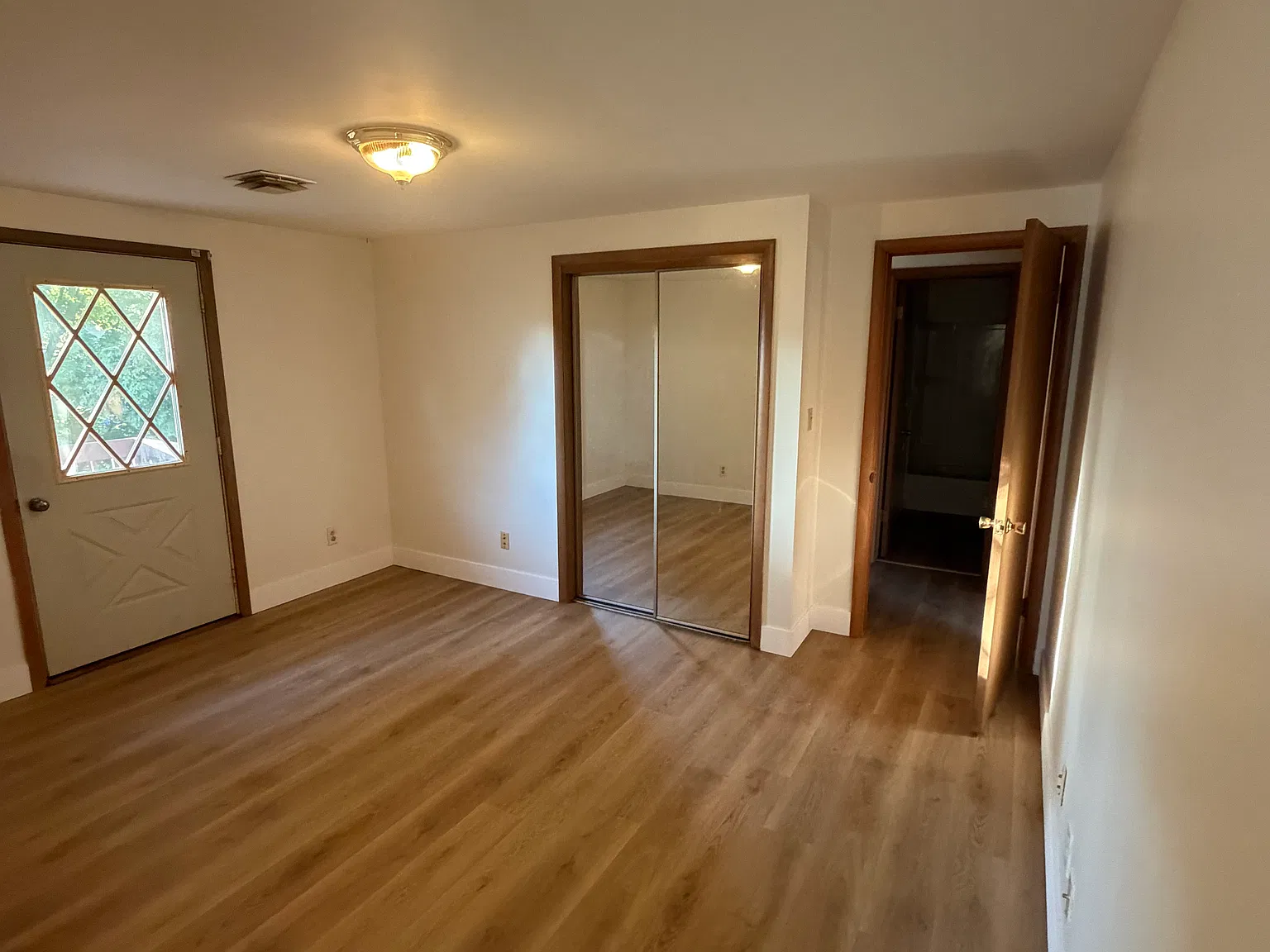 3608 Regency Dr — Photo 4