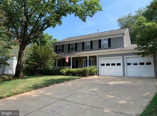 10325 Amberleigh Ct, Manassas, VA 20110