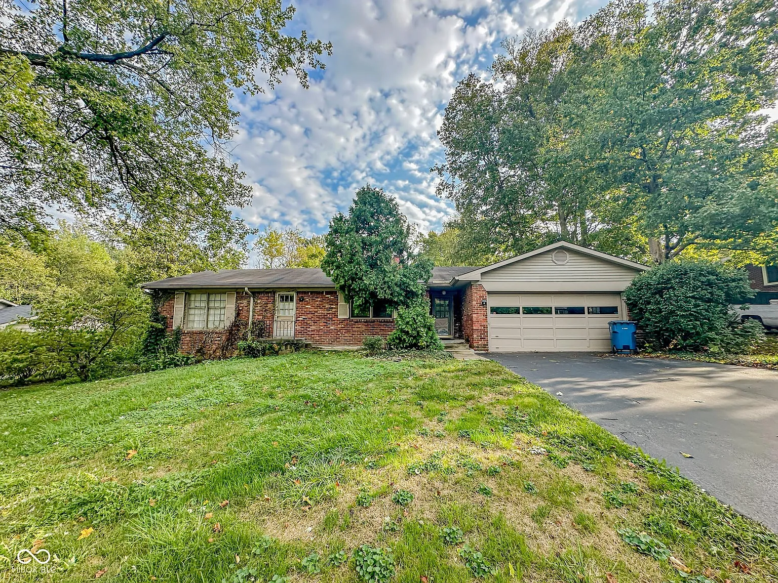 6937 Carlsen Ave photo 1